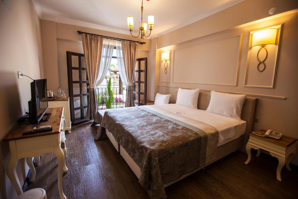 Livia Garden Hotel - 7