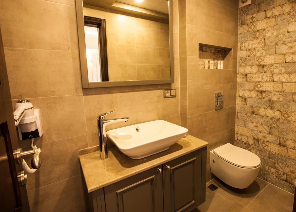 Livia Garden Hotel - 8