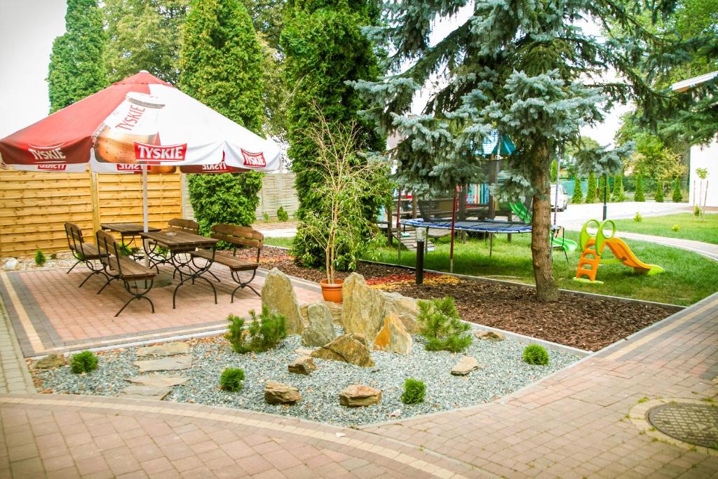 Vonkajšia záhrada v ubytovaní Hotel Impressa