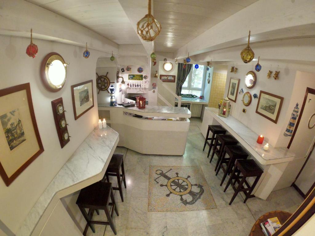 Fotografie z fotogalerie ubytování Hotel Ausonia v Neapoli