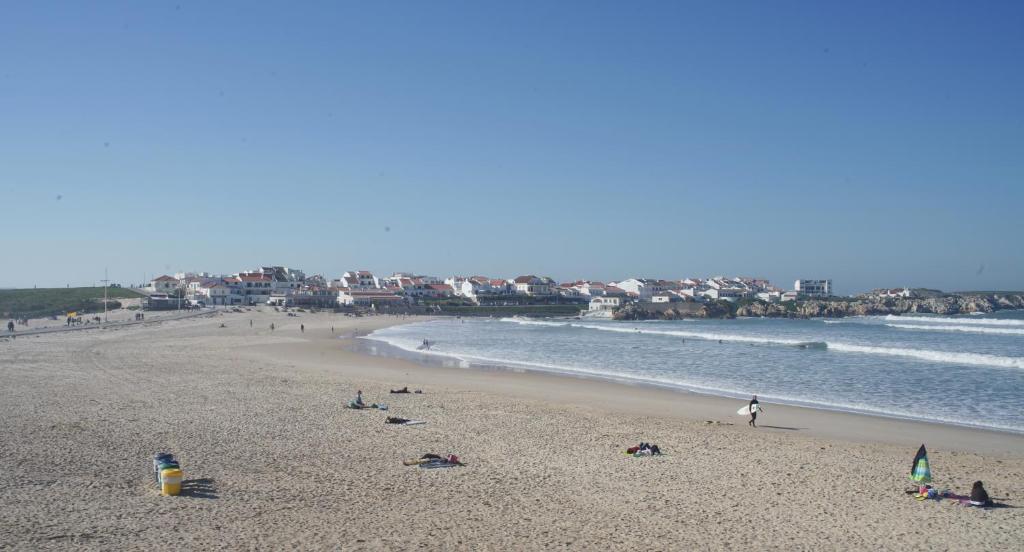 Baleal GuestHouse - 7