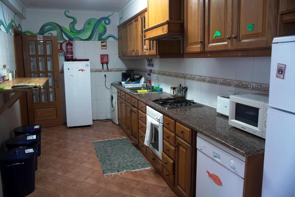 Baleal GuestHouse - 6