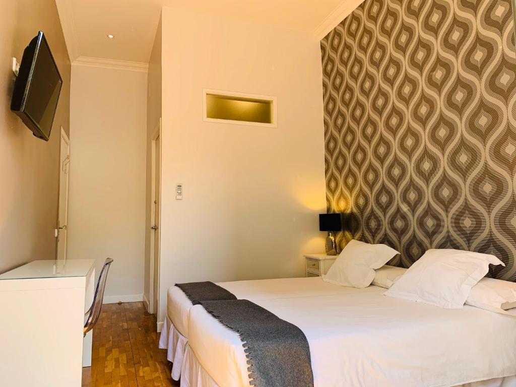 Super Balmes Guest House - Habitación Doble Con Baño Privado