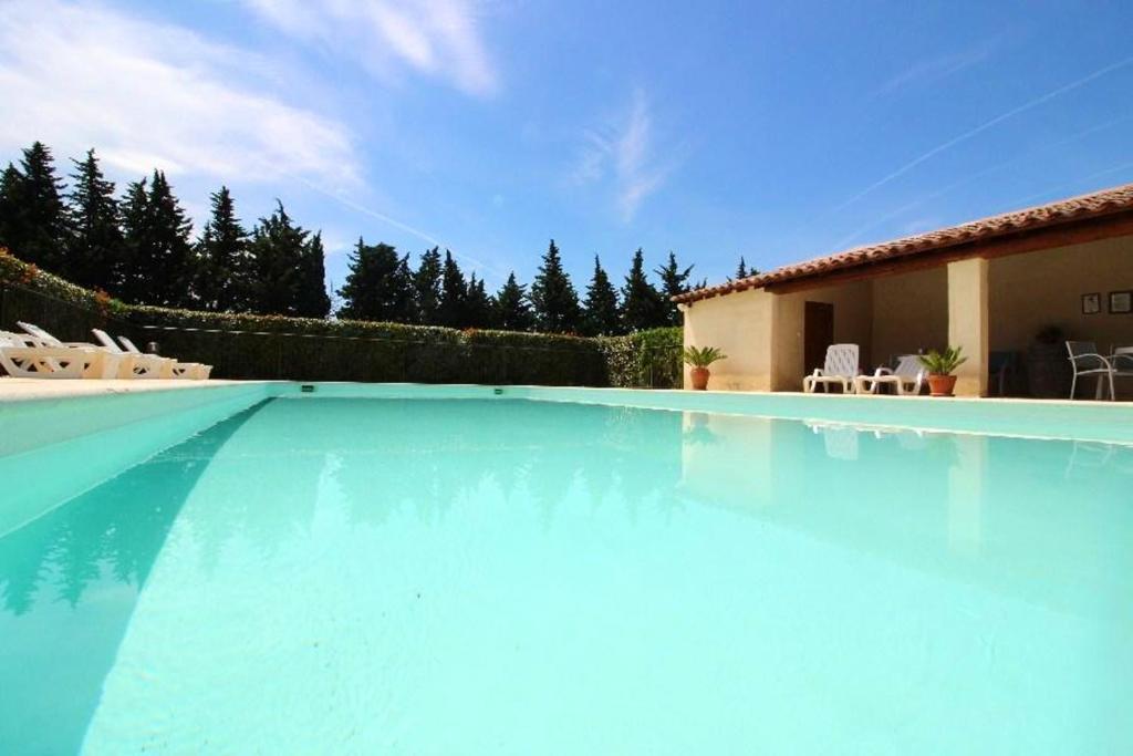 Appartement de 2 chambres a Monteux avec piscine partagee jardin clos et WiFi