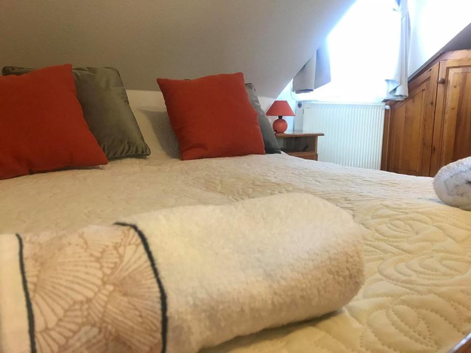 Postel nebo postele na pokoji v ubytování Corner Panzió