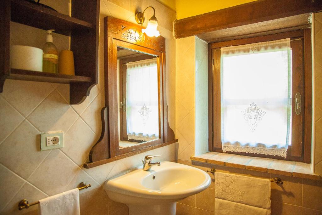 Łazienka w obiekcie Agriturismo Bio Tra Cielo e Terra