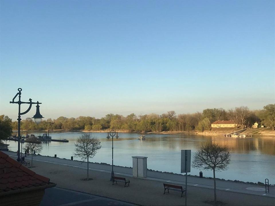 Výhled na řeku, která protéká v blízkosti penzionu