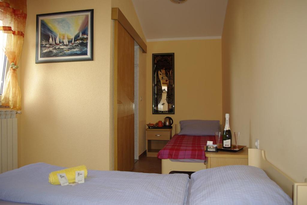 Apartments & Rooms BARBARA - 17