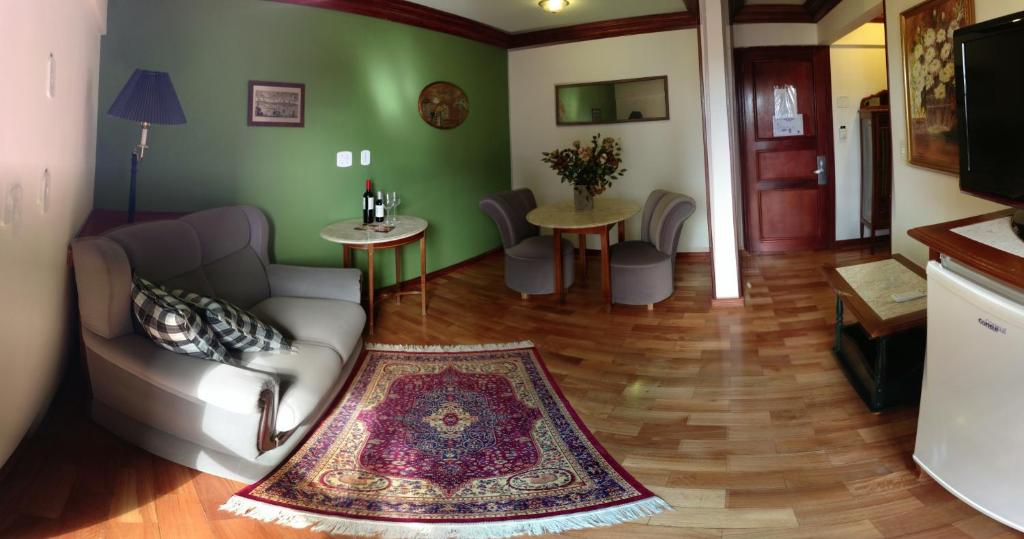  Hotel Lang Palace