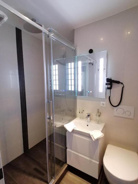 Koupelna v ubytování Ferienwohnung am Schluchsee mit Balkon & Pool