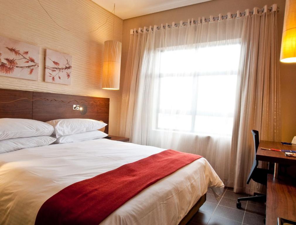 Peermont Metcourt at Umfolozi, Empangeni - Double Or Twin Room - Disability Access