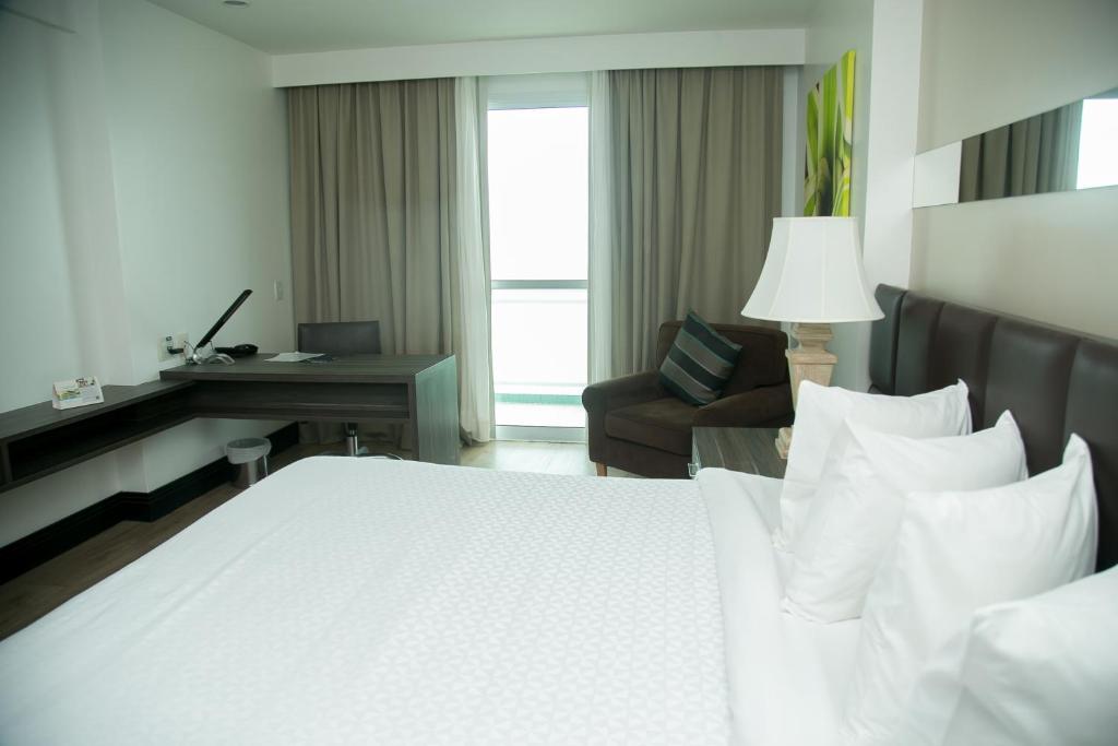  Mercure Macae