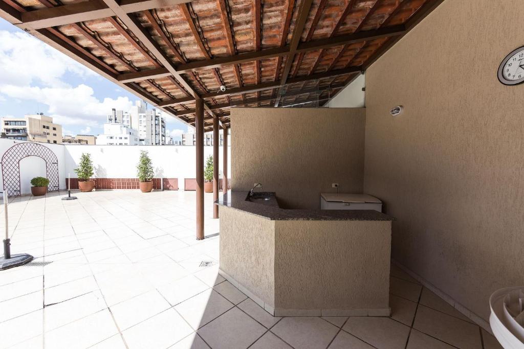  Studio moderno e prático na região dos jardins