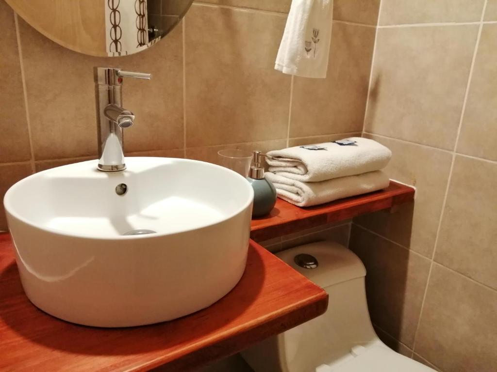 Ένα μπάνιο στο Hostal Mackay Temuco