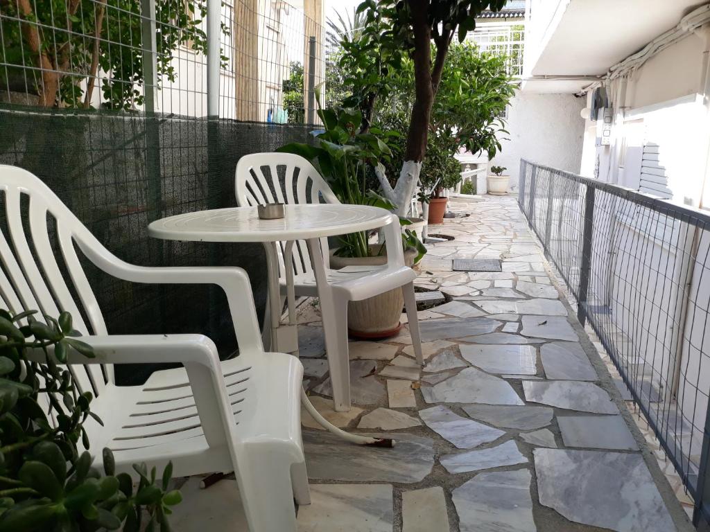 Balkón nebo terasa v ubytování Cozy flat in Nea Makri