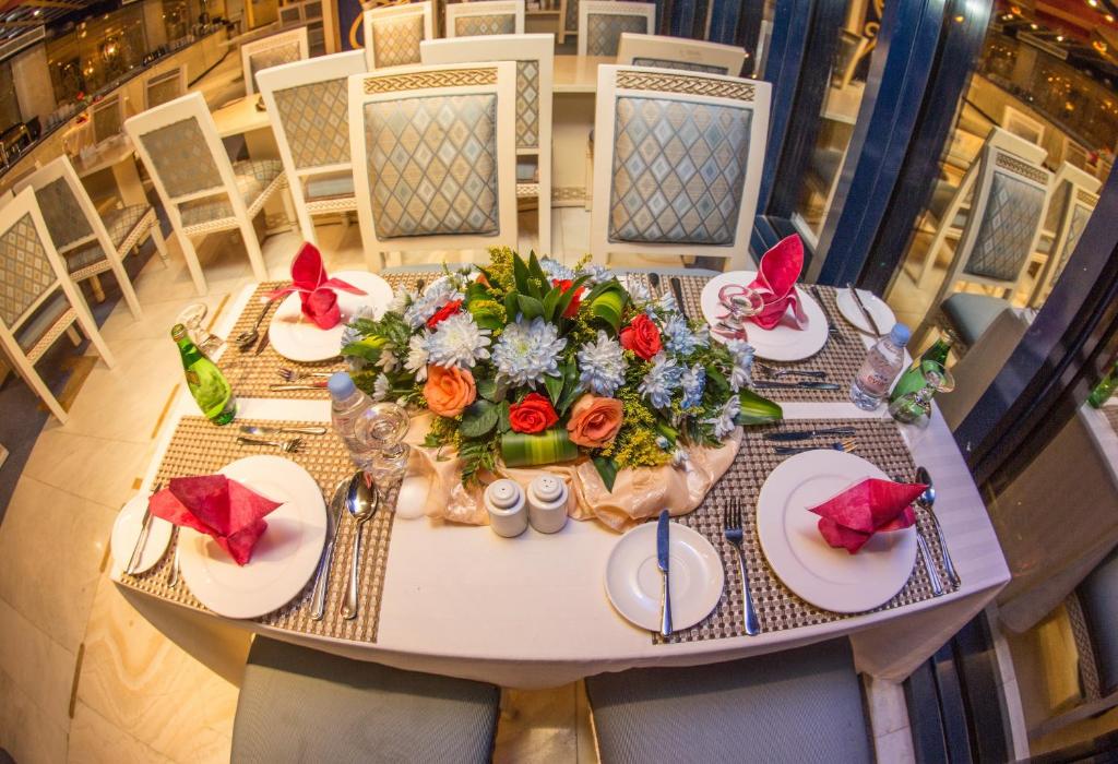 Nápoje v ubytování Montana Al Azizia Hotel