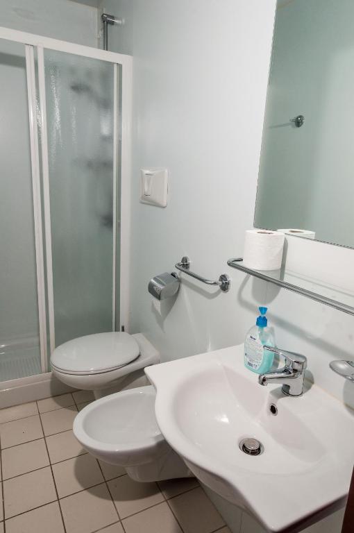 Un baño de Albergo De Jean