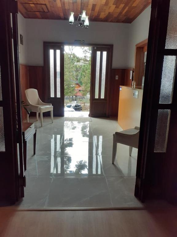 Pousada Vista do Lago  Pousada Vista do Lago