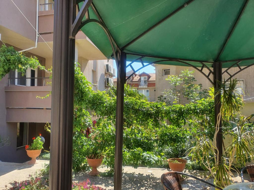 Zahrada ubytování VENIS hotel