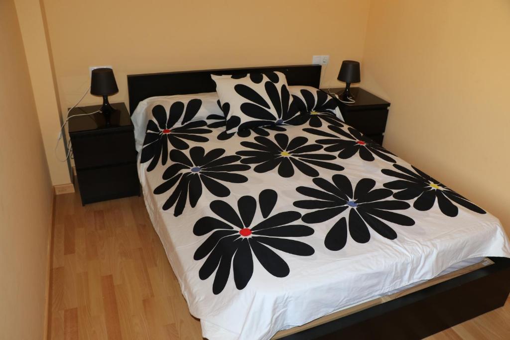 Postel nebo postele na pokoji v ubytování Apartamentos Lidia