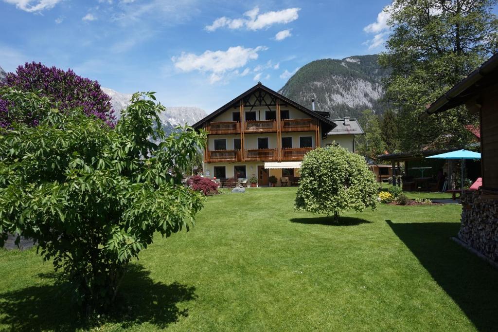 Nespecifikovaný výhled na hory nebo výhled na hory při pohledu z bed and breakfast