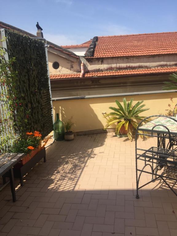 Balkón nebo terasa v ubytování Sorrento Penthouse Suites