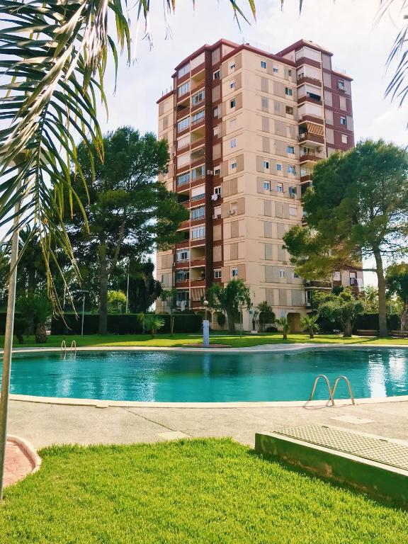 The White Apartment: Luxury, Beach and Design, Valencia ...