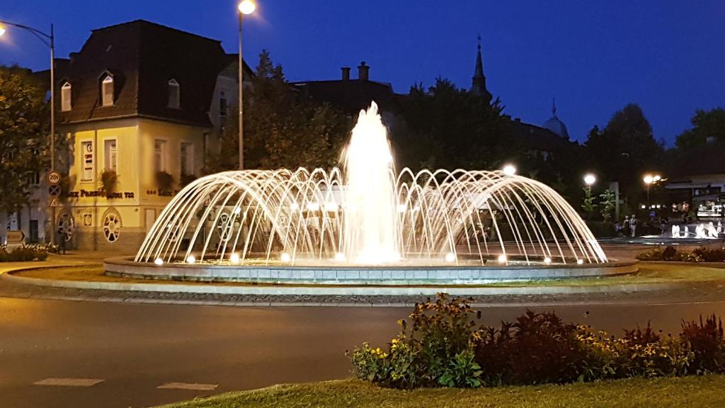 Bazén v ubytovaní Toscana Apartman alebo v jeho blízkosti