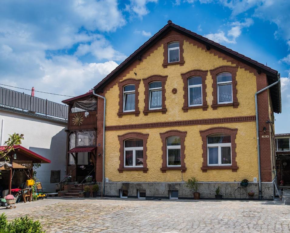 Budova, v ktorej sa penzión nachádza