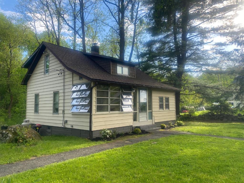 Newly Renovated 3BR Hudson Valley House - 三居室房屋