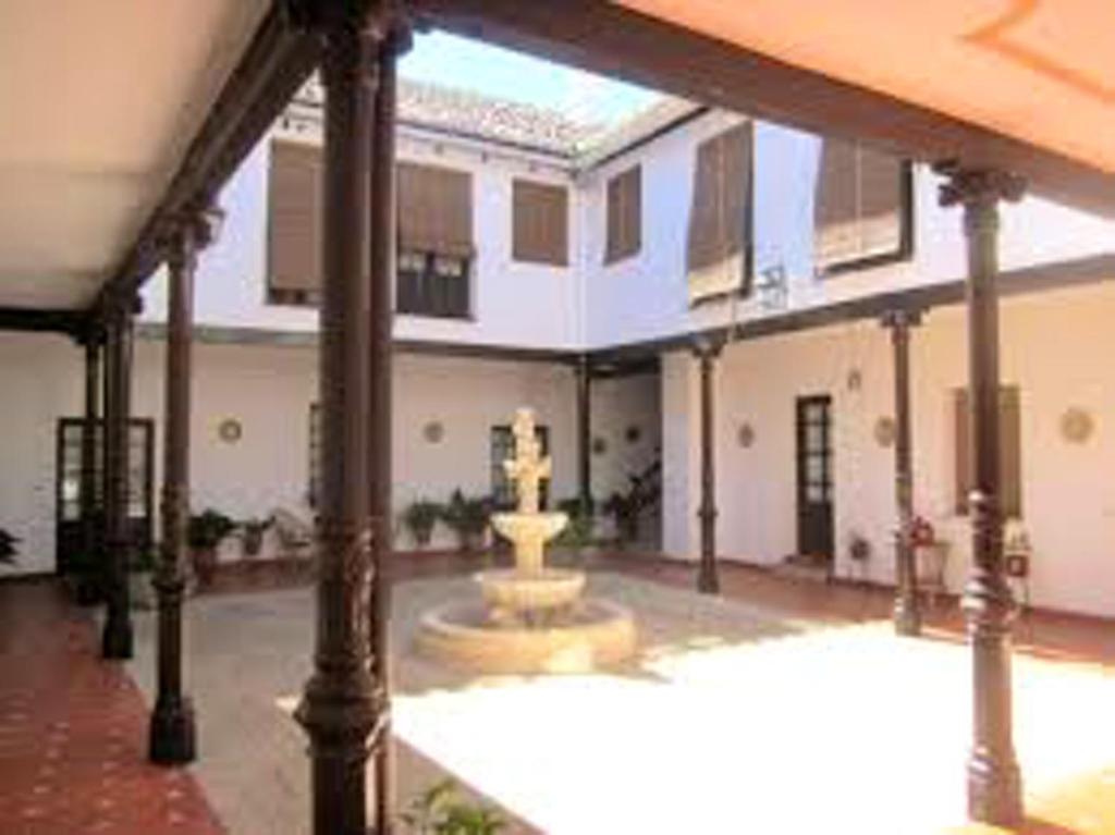 アルマグロにある4 bedrooms house with furnished terrace at Almagroのギャラリーの写真