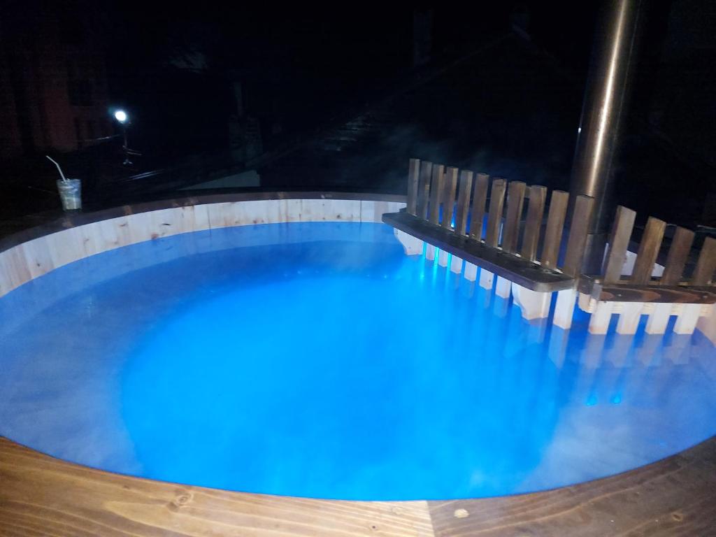 Bazén v ubytování Cabana Mea STRAJA nebo v jeho okolí