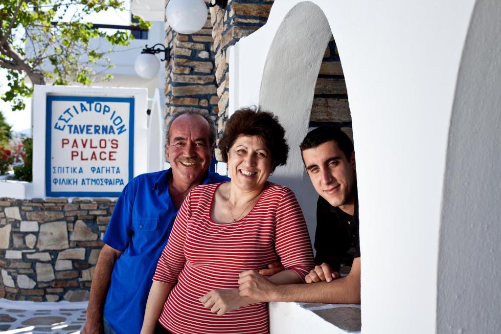 Clientes alojados en Pavlos Place