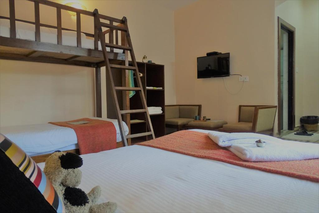Hotel Karuna - Family Room