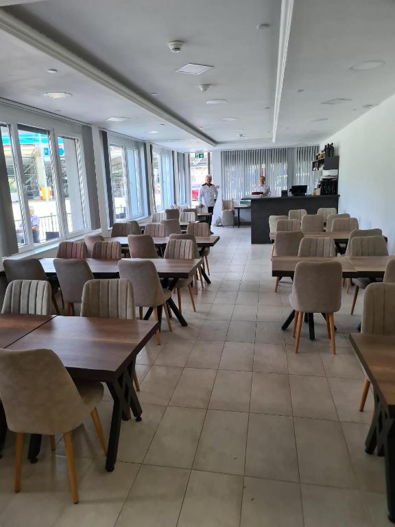 Restaurace v ubytování Helvetia