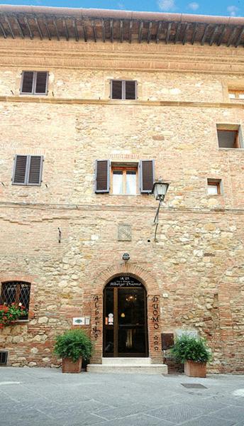 Fotografie z fotogalerie ubytování Albergo Duomo v destinaci Montepulciano
