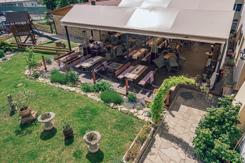 Hotel Svatojánský Dvur - Resim 37