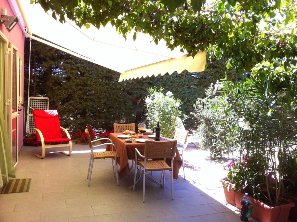 Gallery image of 2 bedrooms house with sea view enclosed garden and wifi at Sciacca 5 km away from the beach in Sciacca