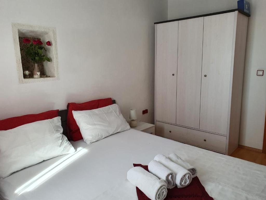 Posteľ alebo postele v izbe v ubytovaní Private Accommodation Kanegra