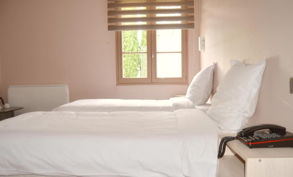 Logis Hotels - Le Saint Marcel - Comfort Twin Room