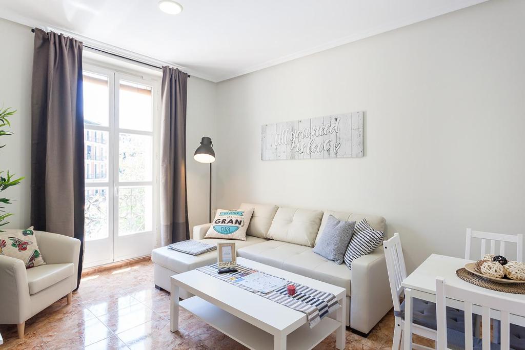 A seating area at Boutique Apartments in the Heart of Madrid