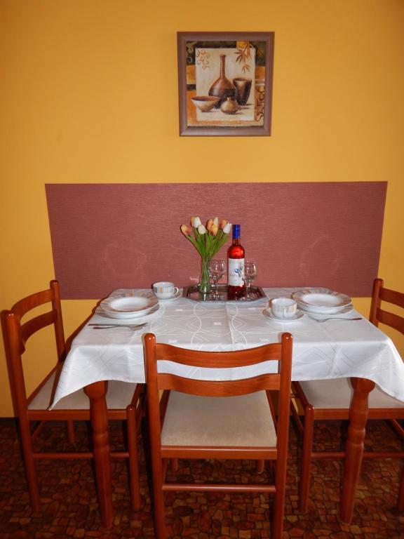 Nápoje v ubytovaní Völgy Apartman