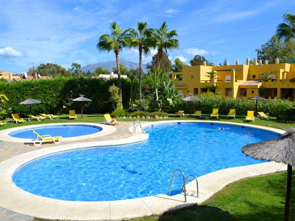 2 bedrooms appartement with shared pool enclosed garden and ...