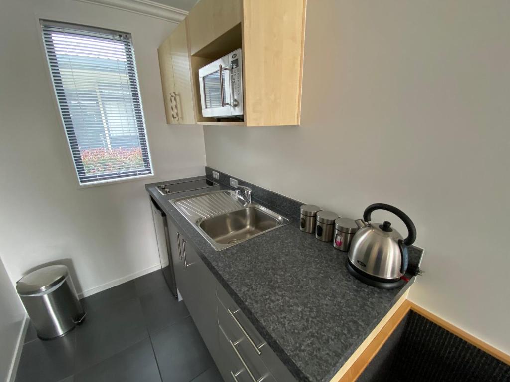 Grove Park Motor Lodge - Resim 12