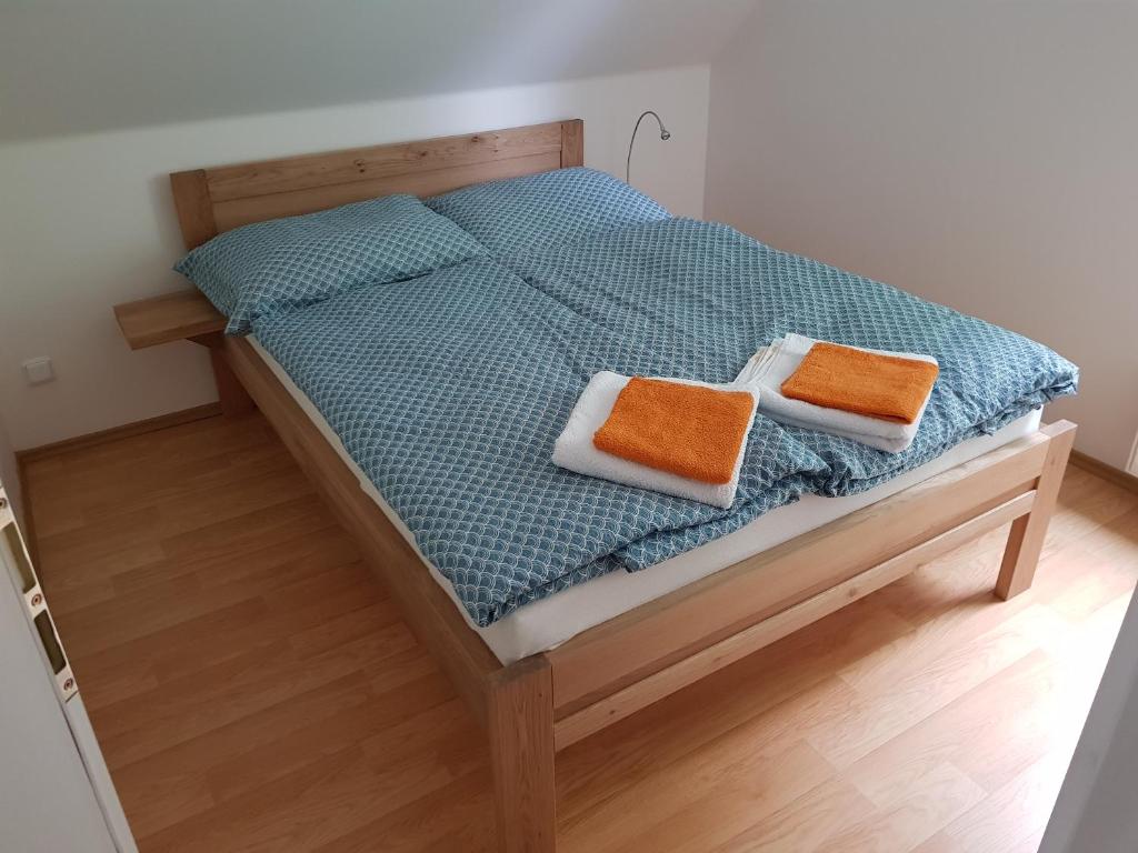 Postel nebo postele na pokoji v ubytování Holiday House Tereza