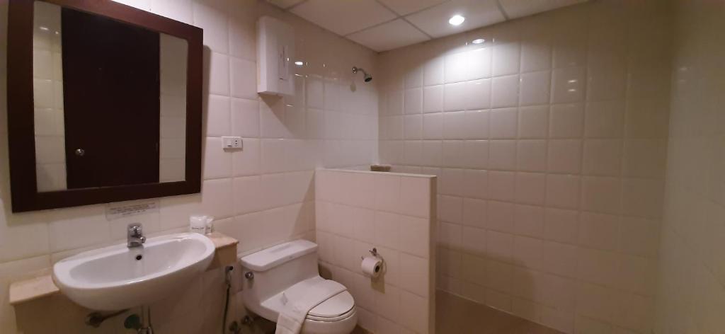 City Plaza Nana Hotel - Resim 30