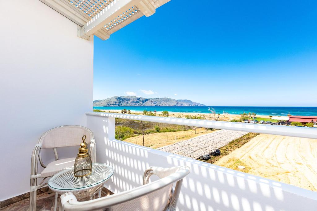 Gallery image of Pinelopi Beach Suites in Georgioupolis