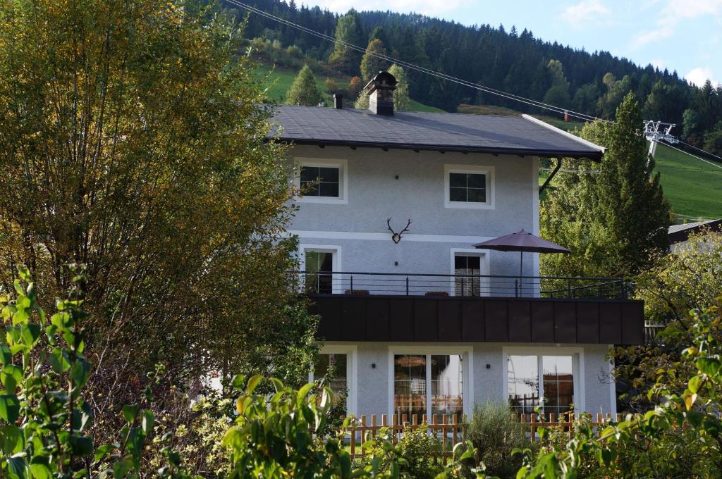 Výhľad na hory alebo výhľad na hory priamo z apartmánu