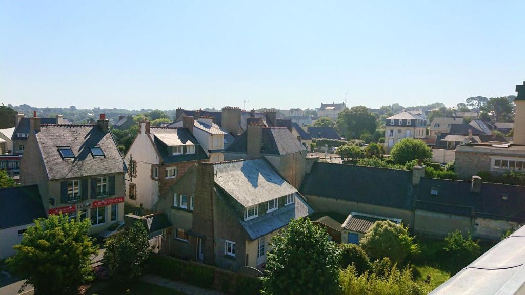 Appartement d'une chambre avec vue sur la ville a Trebeurden a 1 km de la plageの見取り図または間取り図