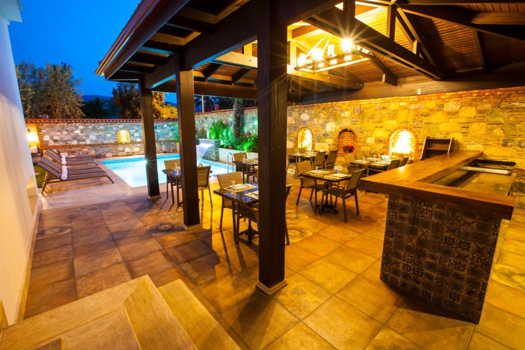 Livia Garden Hotel - 2